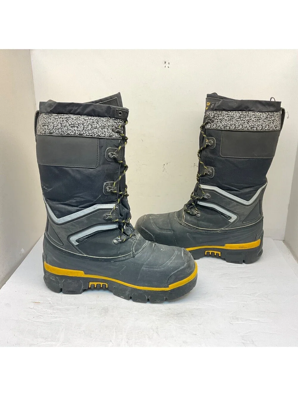 DAKOTA Men's 8530 Steel Toe Steel Plate Safety Winter Felt Pack Boots Black 9M